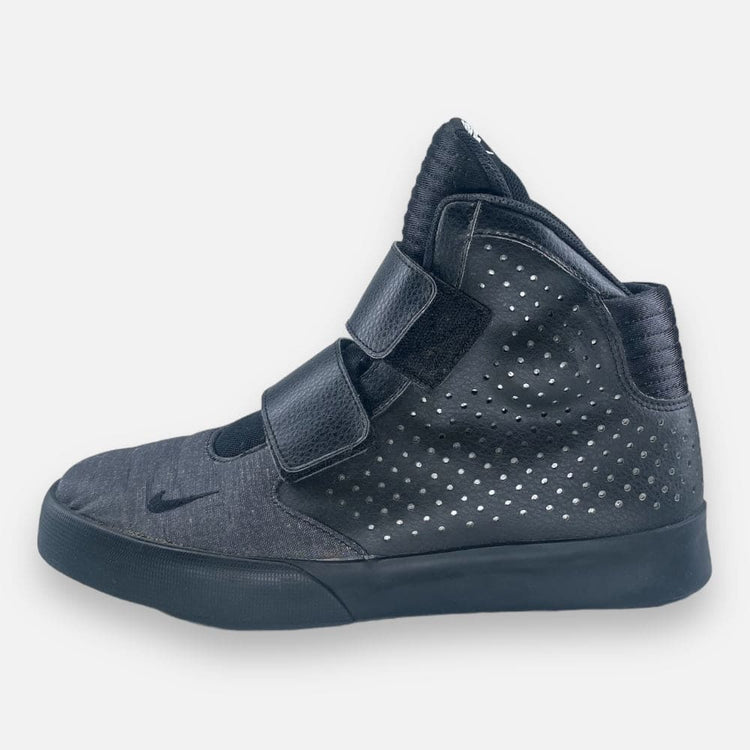 Nike Flystepper 2k3 Black Maat 42 WEAR