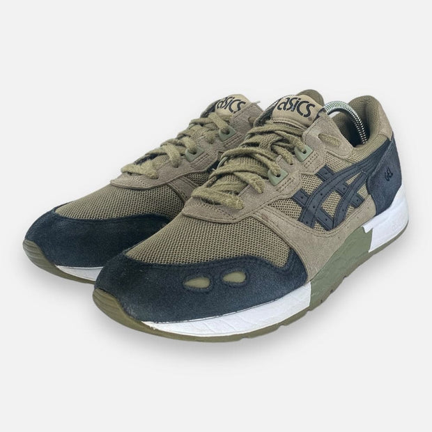 Tweedehands asics flight green - Maat 44 3