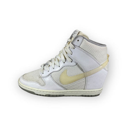 Nike Dunk Sky Hi Essential - Maat 38.5 Nike