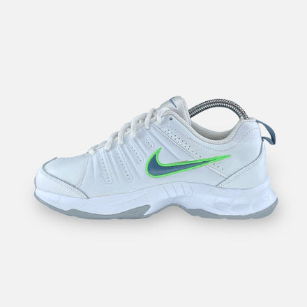 Tweedehands Nike T-LITE 10 - Maat 36 1