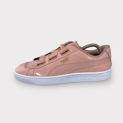 Tweedehands Puma Basket Heart Patent Wn's - Maat 40.5 1