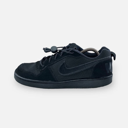 Tweedehands Nike Court Borough Low (GS) - Maat 40 1