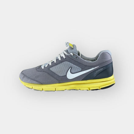 Tweedehands Nike Lunarfly+ - Maat 44 1