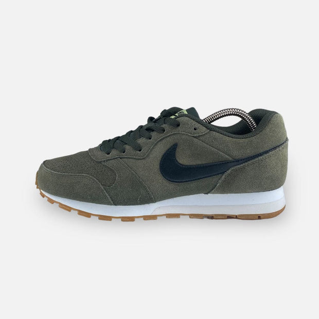 Tweedehands Nike MD RUNNER 2 SUEDE W - Maat 42 1