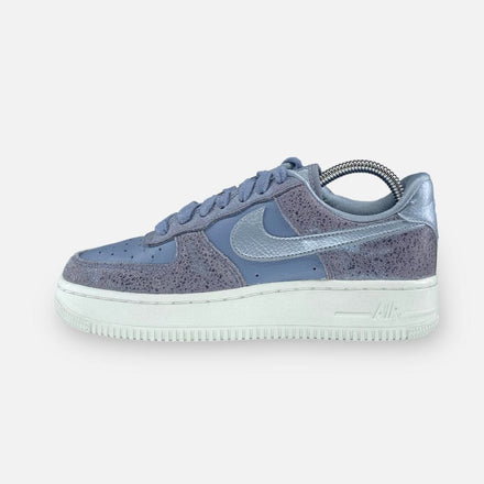 Tweedehands Nike Air Force 1 07 Premium - Maat 36.5 1