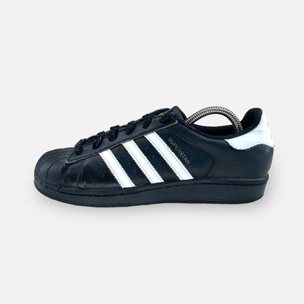 Tweedehands Adidas Superstar Foundation J - Maat 38.5 1