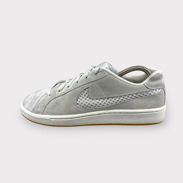 Tweedehands Nike WMNS Court Royale Prem - Maat 41 1