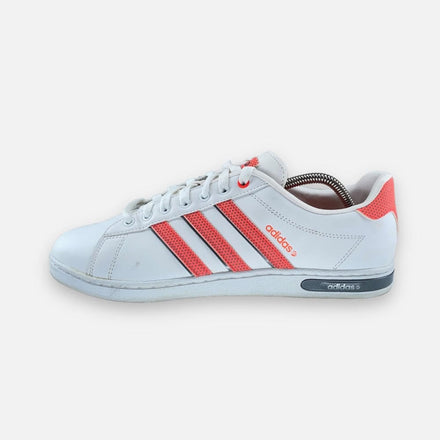 Tweedehands Adidas Derby - Maat 44 1