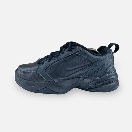 Tweedehands Nike Air Monarch IV Lifestyle- en sportschoen - Zwart - Maat 41 1