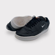 Tweedehands Nike Court Vintage 'Black' - Maat 40 4