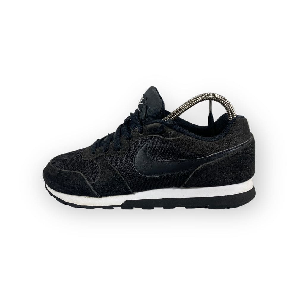 Nike MD Runner 2 Maat 37.5 WEAR