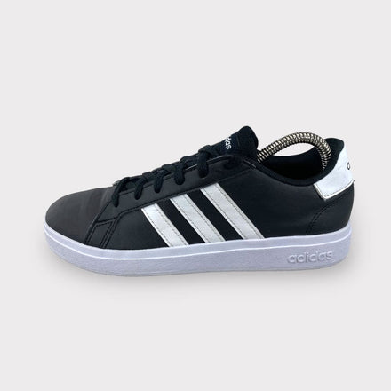 Tweedehands Adidas Grand Court 2.0 - Maat 38 1