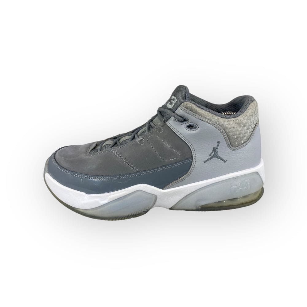 jordan max aura 2 39