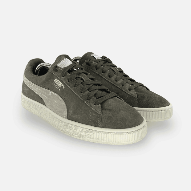 Green hotsell suede pumas