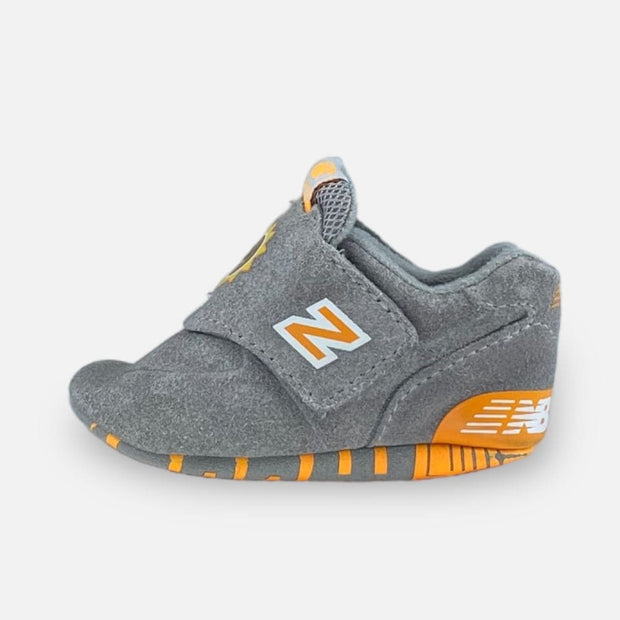 Tweedehands New Balance 574 Crib - Rain Cloud with Citra Yellow - Maat 17 3