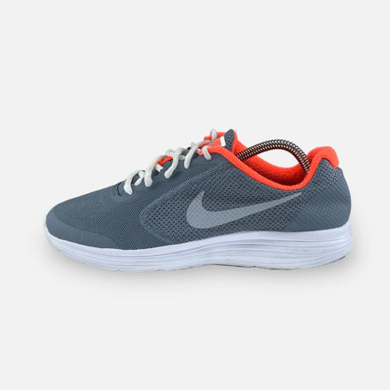 Tweedehands Nike Chaussures Revolution 3 - Maat 39 1