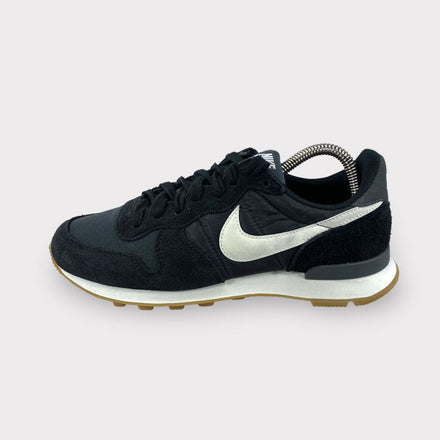 Tweedehands Nike Internationalist Sneakers Dames - Maat 38 1