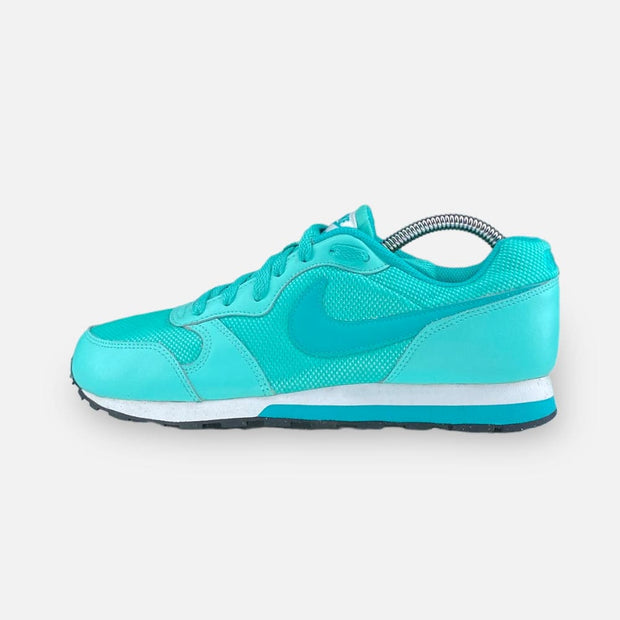 Tweedehands NIKE MD RUNNER 2 - Maat 38 1