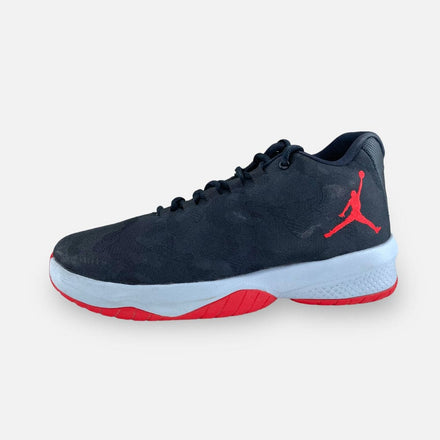 Tweedehands Air Jordan B. Fly Black - Maat 42 1