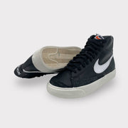 Tweedehands Nike Blazer Mid'77 Vintage - Maat 42 4