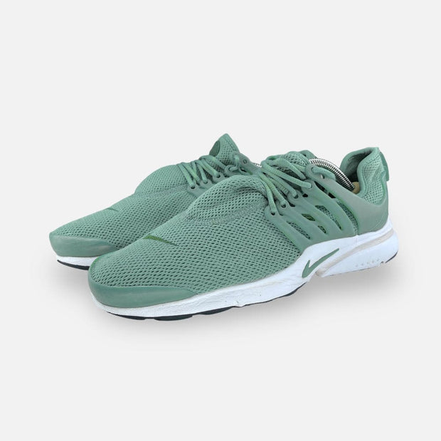 Nike air presto shop womens palm green