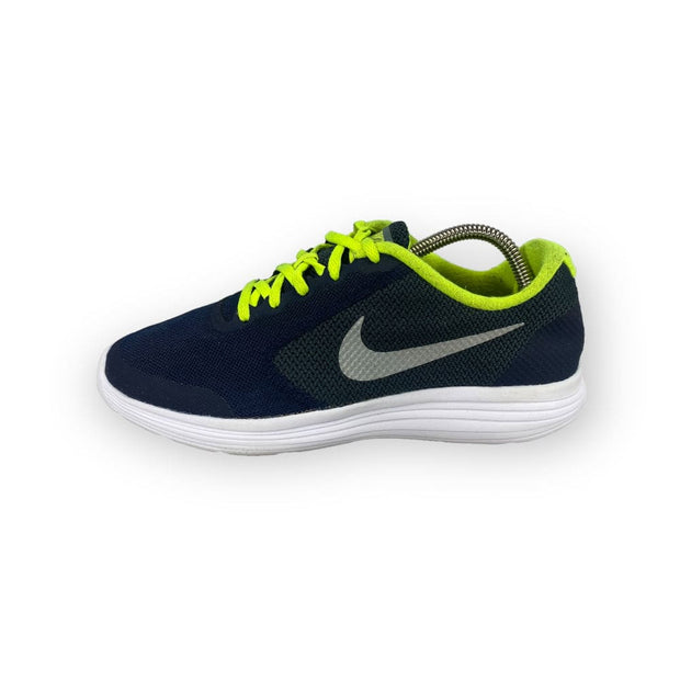 Nike Revolution 3 - Maat 39 Nike