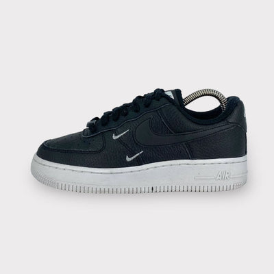 Tweedehands Nike Air Force 1 Swooshes 'Black' - Maat 36.5 1