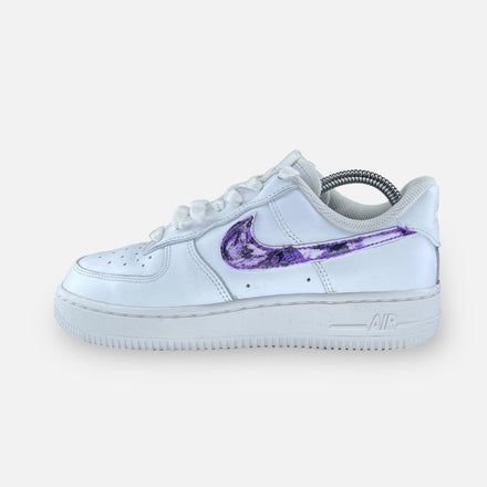 Tweedehands Nike Air Force 1 07 WMNS 'Triple White' - Maat 37.5 1