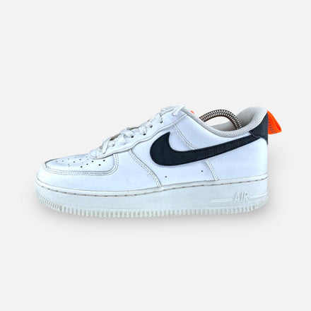 Tweedehands NIKE AIR FORCE 1 - Maat 42 1