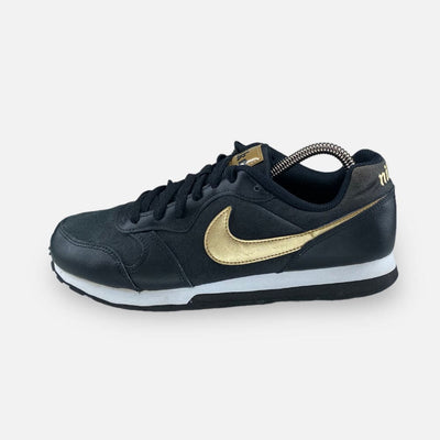 Tweedehands Nike MD Runner Sneaker Junior - Maat 39 1