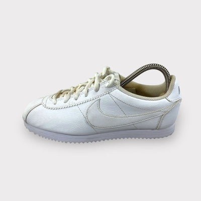 Tweedehands Nike Cortez - Maat 36.5 1