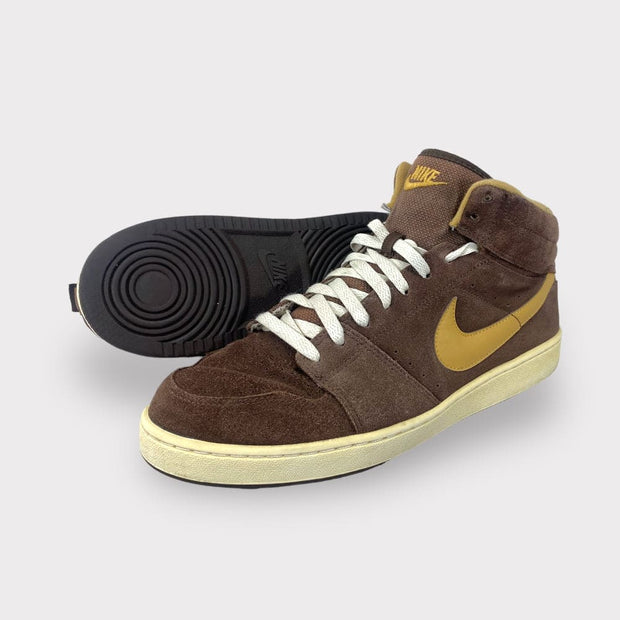 Tweedehands Nike Backboard Mid Dunk - Maat 44 4