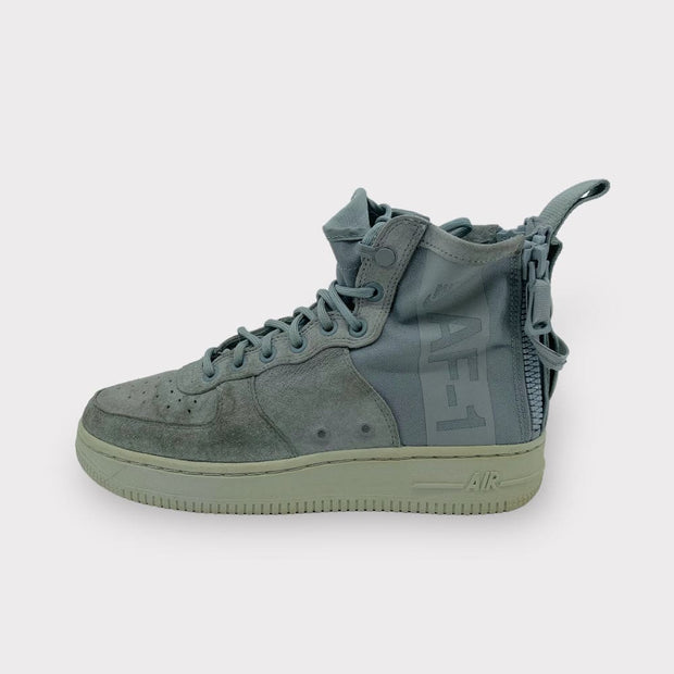 Tweedehands Nike (WMNS) SF Air Force 1 Mid &