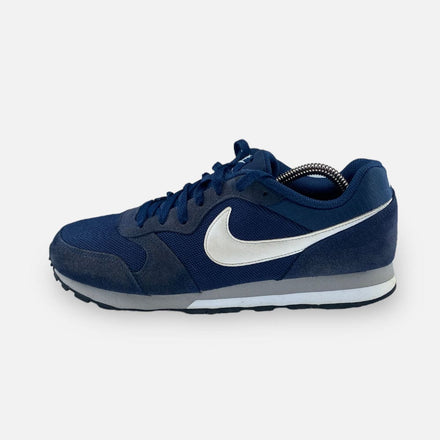 Tweedehands Nike MD Runner 2 410 - Maat 41 1