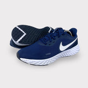 Tweedehands Nike Revolution 5 - Maat 40.5 4