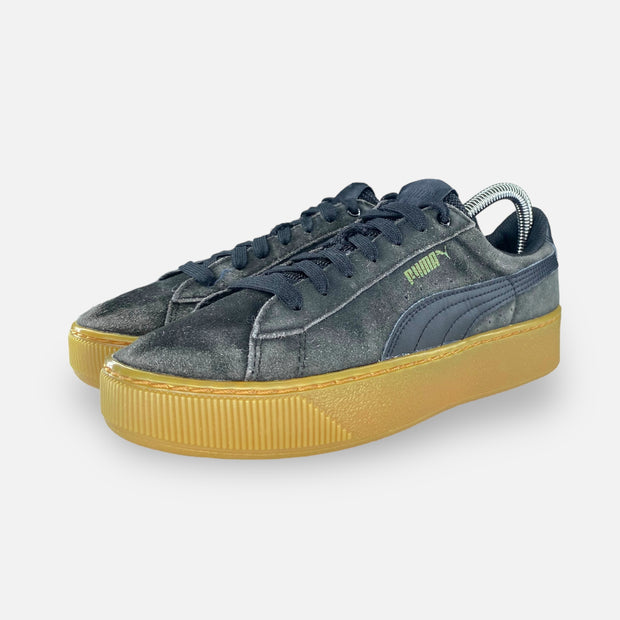 Tweedehands Puma Suede Heart - Maat 37 3