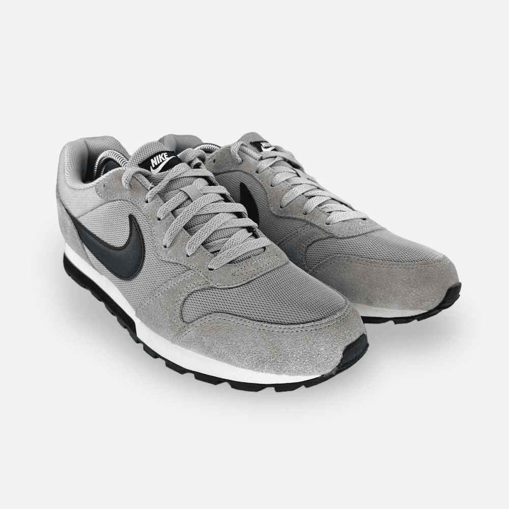 nike md runner 44
