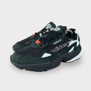 Tweedehands adidas Falcon - Maat 39.5 3