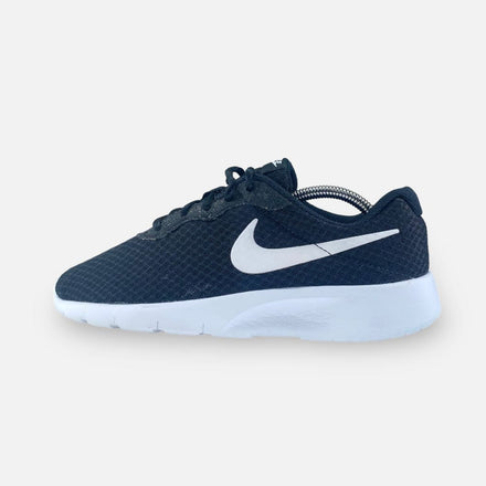 Tweedehands Nike Tanjun - Maat 40 1