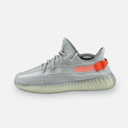 Tweedehands adidas Yeezy Boost 350 V2 'Tail Light' - Maat 44.5 1