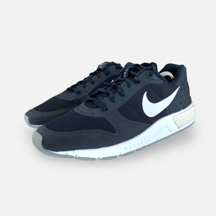 Nike nightgazer zwart best sale