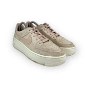 Nike WMNS Air Force 1 Sage ' - Maat 37.5 Nike