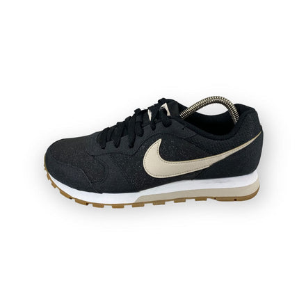 Nike MD RUNNER 2 SE W - Maat 39 Nike