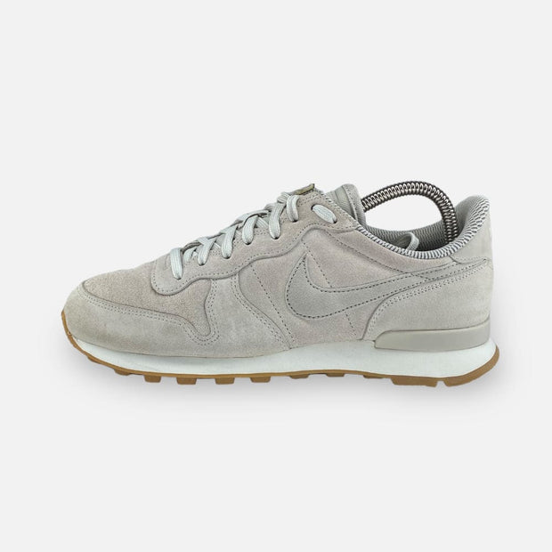 Nike internationalist 2025 dames 39