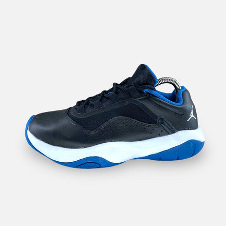 Tweedehands Air Jordan 11 CMFT Low - Maat 38 1