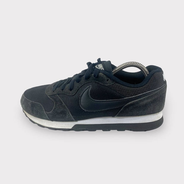 Tweedehands Nike MD Runner 2 - Maat 39 1