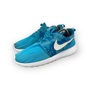 Nike Rosherun Print Clearwater/White-Dark Electric Blue (W) - Maat 39 Nike