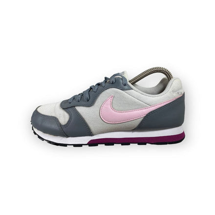 Nike MD Runner 2 - Maat 38 Nike