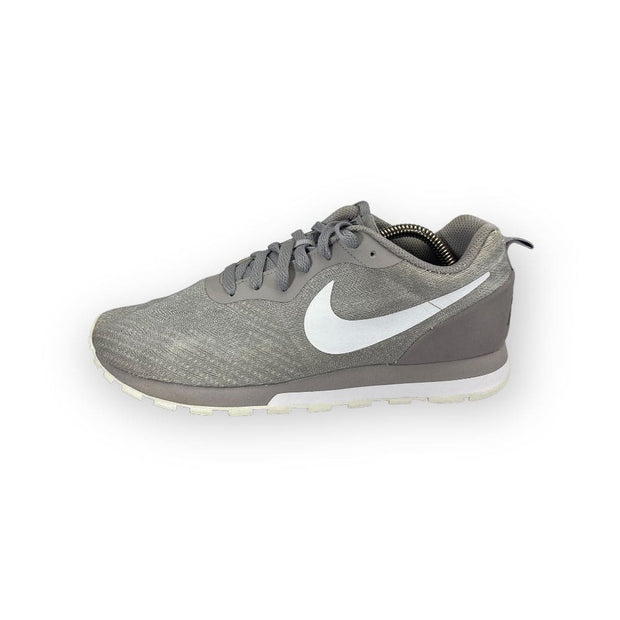 Nike MD Runner 2 ENG Mesh - Maat 40.5 Nike