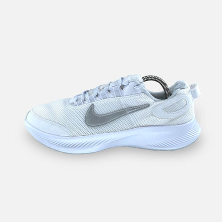 Tweedehands Nike Run All Day 2 - Maat 42 1